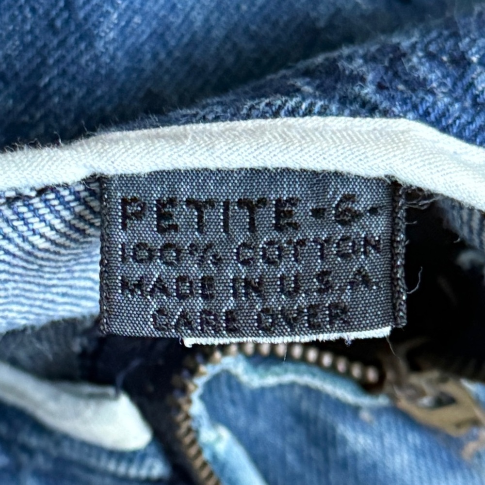 Vintage Lizwear Petites Flared A-Line Long Stonewashed Denim Skirt; 6 Petite - Picture 5 of 9